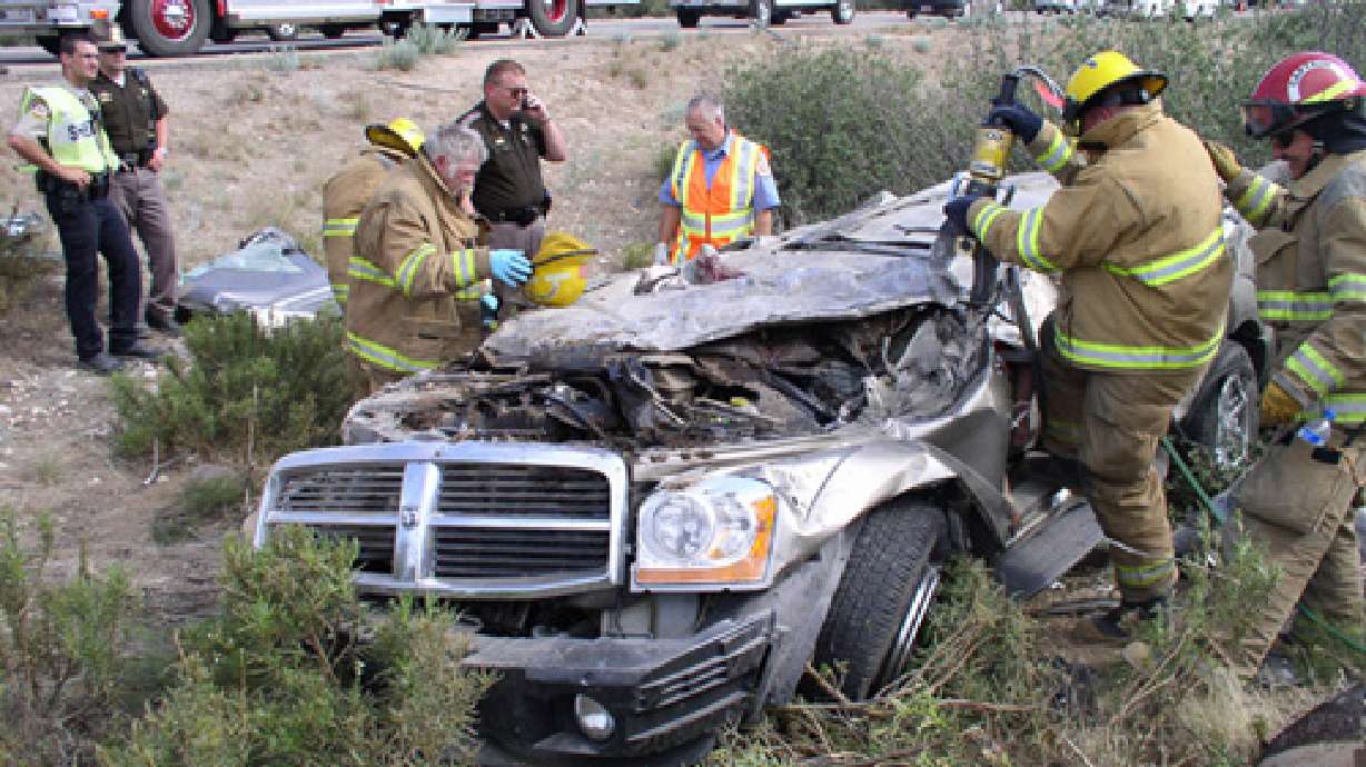 Three Killed in Single-vehicle Crash