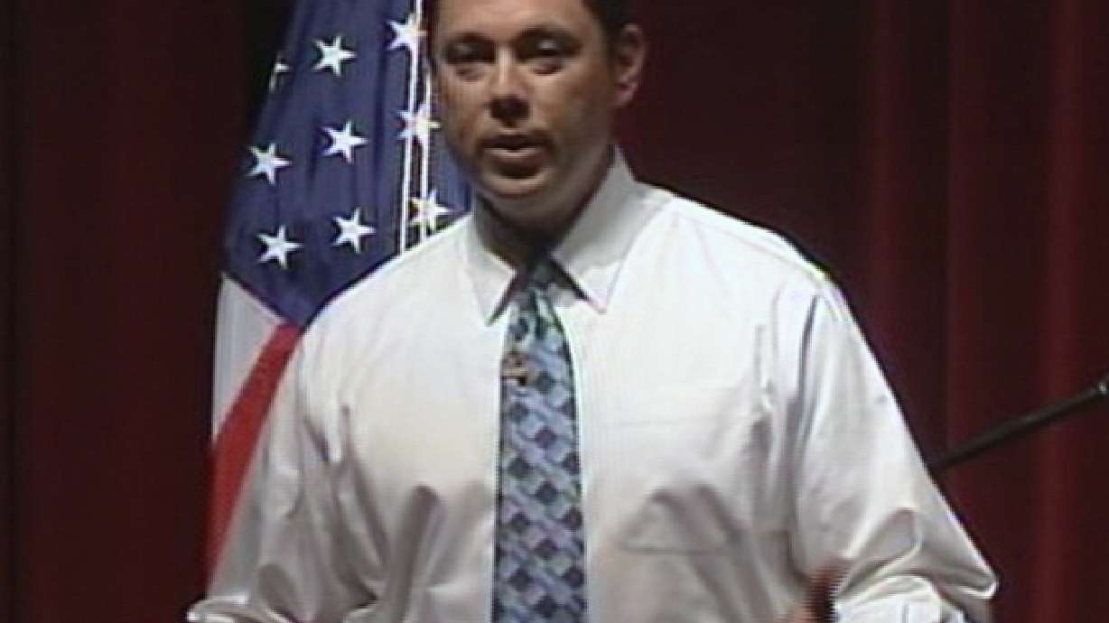 Chaffetz wants to regulate who works for census bureau