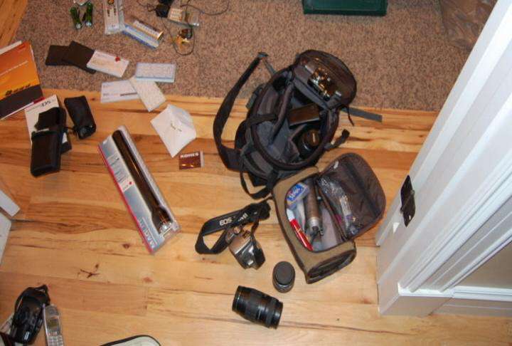 Resident confronts home burglar, helps with arrest