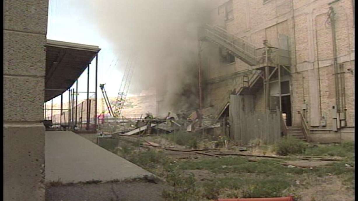 Crews Respond to Building Fire Near The Gateway