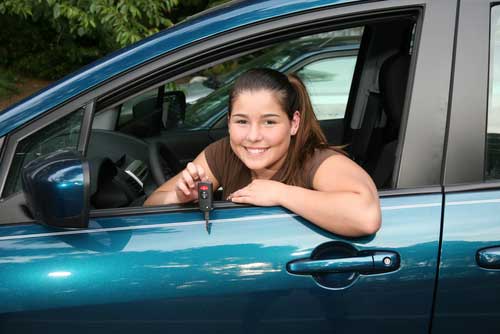 New Program Allows Parents to Track Their Teen's Driving Habits
