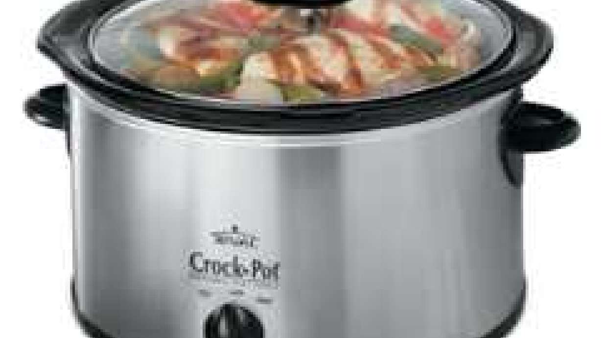 What's Cookin': Easy Slow Cooker with Chicken and Sausage
