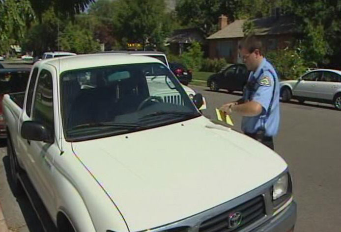 Digital pen documents parking violations; Drivers pay fine online