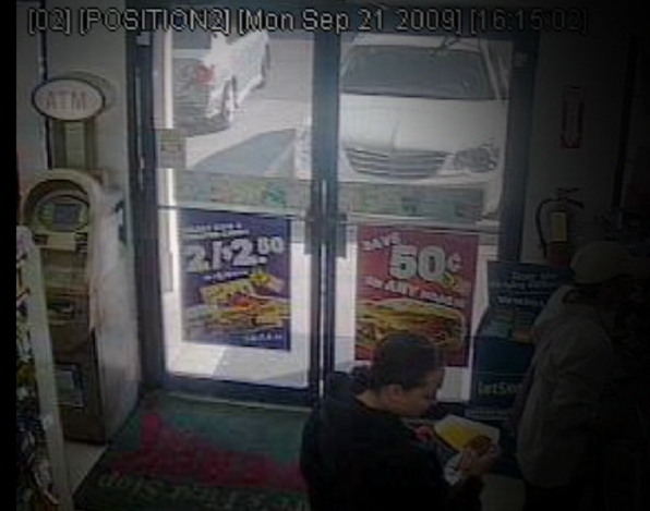 Man steals woman's wallet as she walks out of gas station