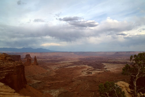 Closing arguments delayed in disputed road case