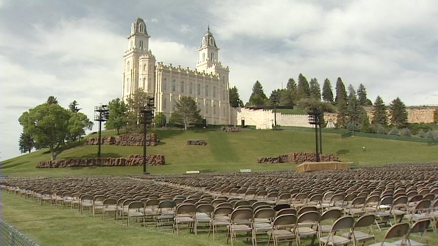 Big Crowds Head to Manti for the Mormon Miracle Pageant