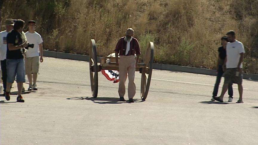 Man returns home to Salt Lake after reenacting handcart trek