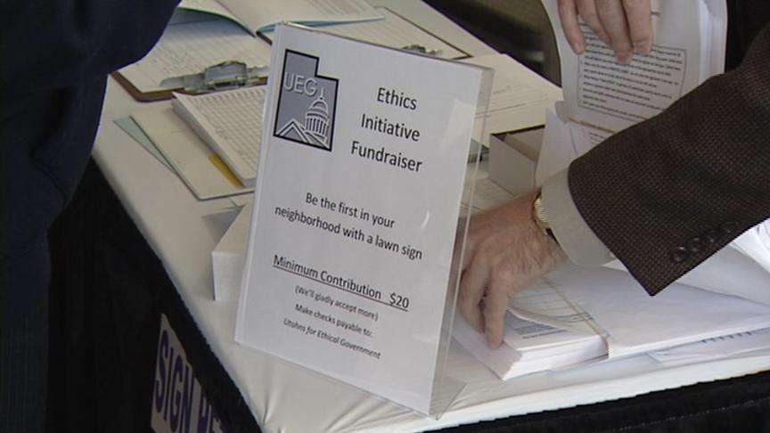 Ethics group gathers signatures