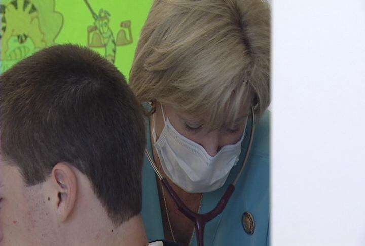 School nurses trying to stay ahead of H1N1