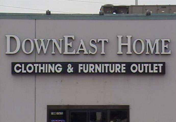 Peeping Tom arrested at Orem clothing store