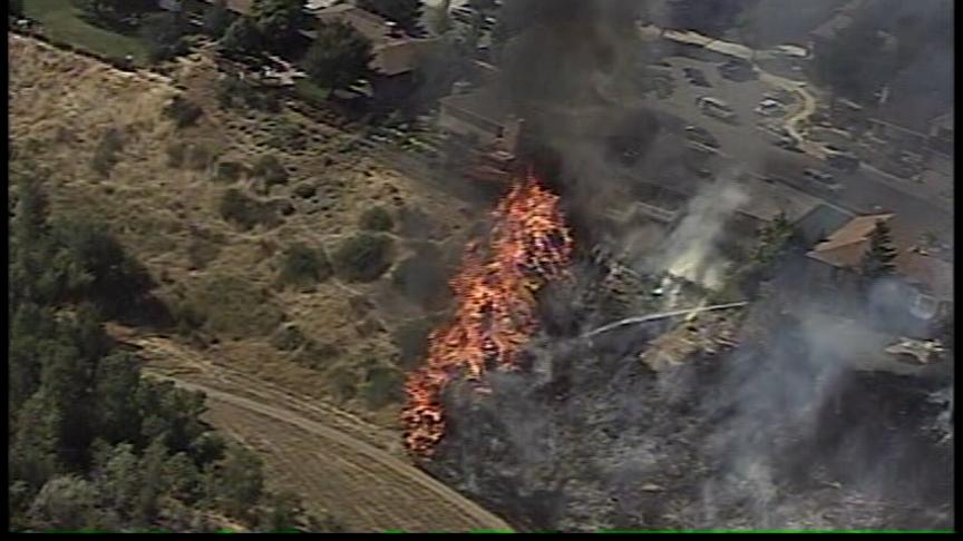 Grass Fire Threatens Homes in Cottonwood Heights