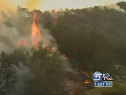 Wildfire Closes I-15 North of St. George