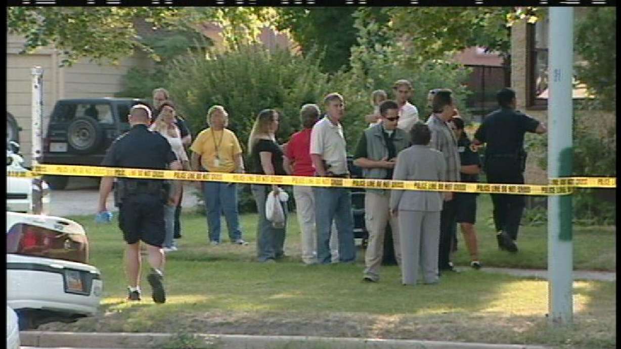 Friends, Neighbors Continue Unofficial Search for Girl