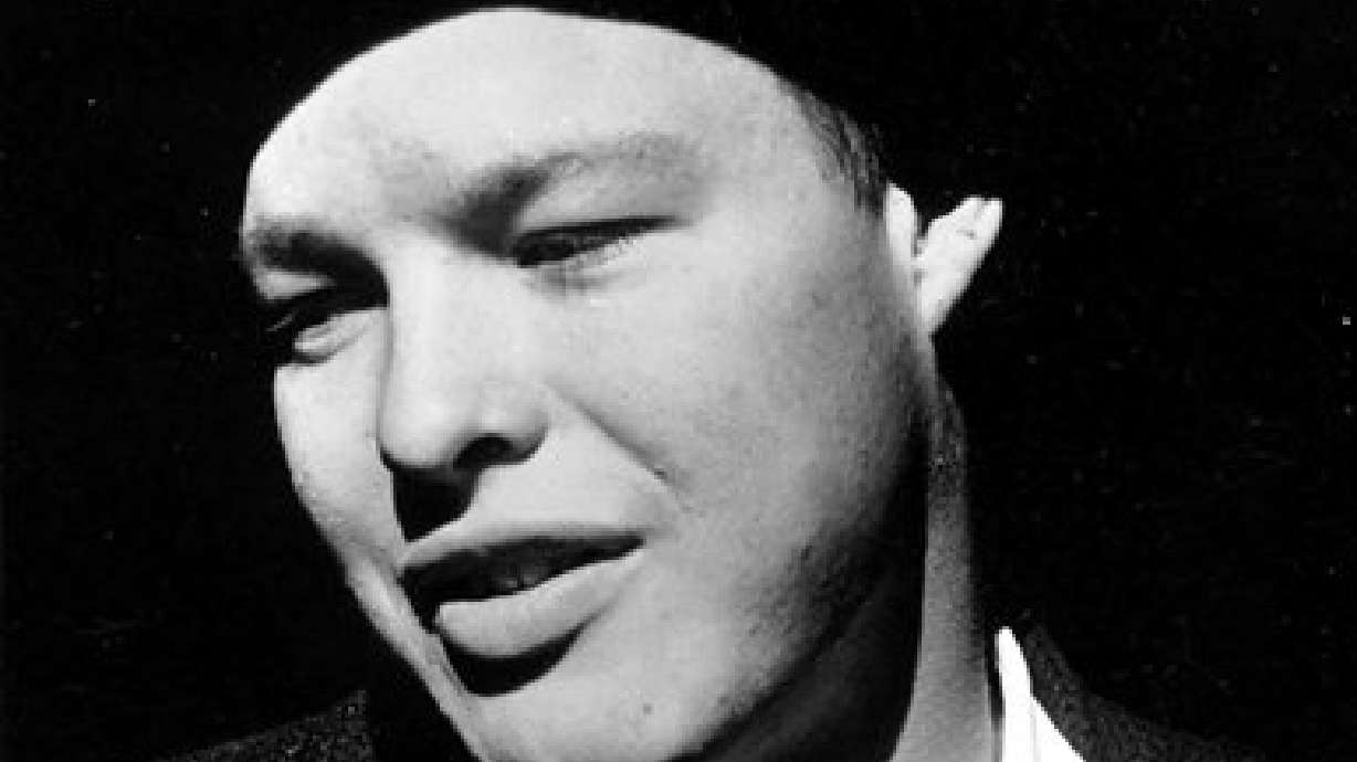 Navajos to reclaim bones misidentified as poet's