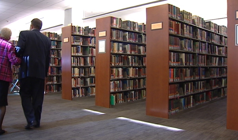 Laura Bush speaks at rededication of U library