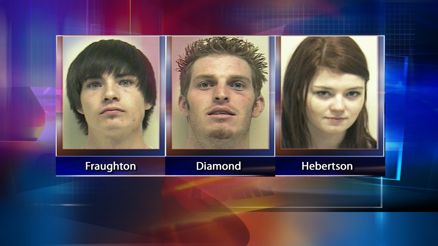 Drug dealer calls the cops on his customers