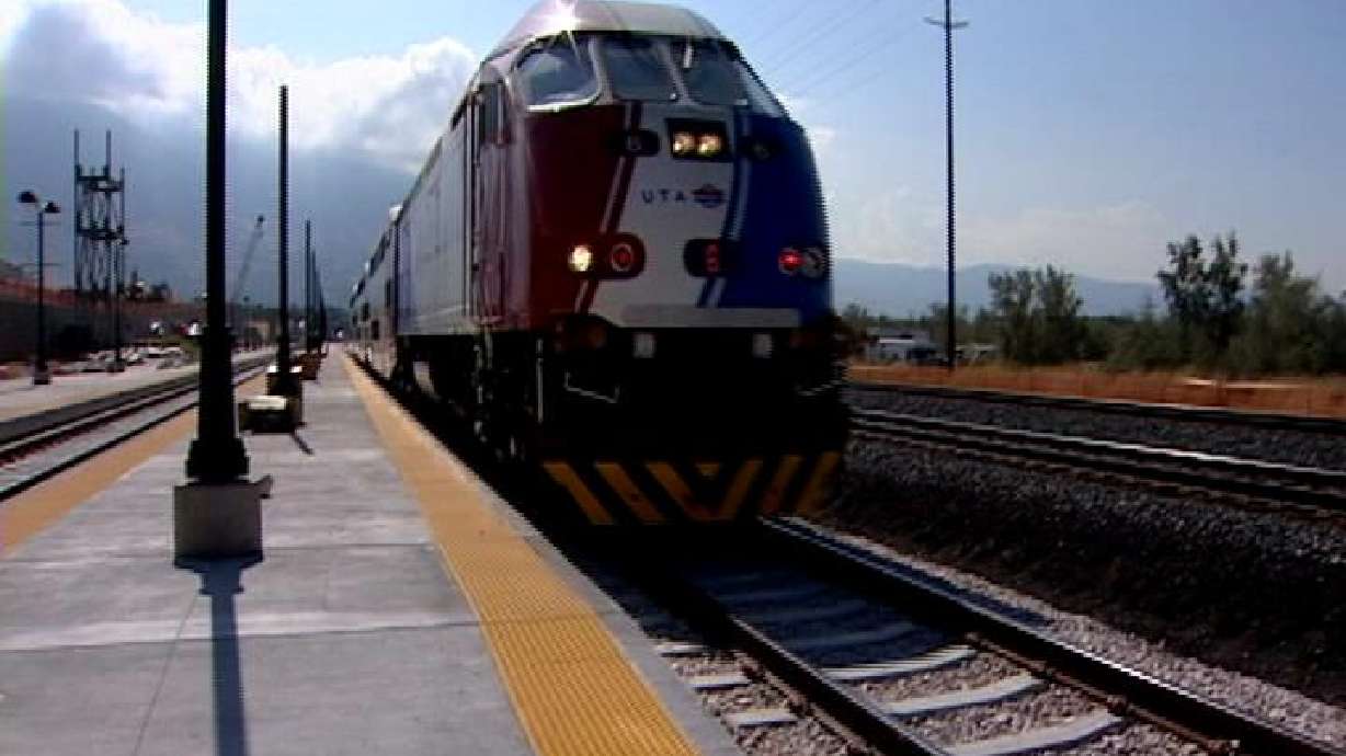 UTA looking at distance-based fares