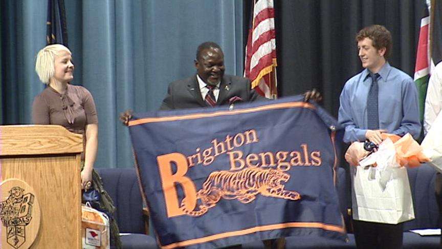 Kenyan ambassador thanks students for charity work