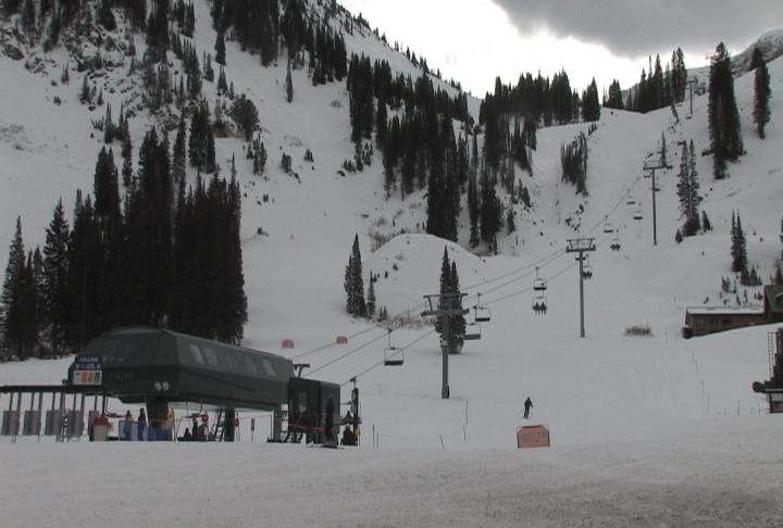 Ski and snowboard resorts expect better business after slow year