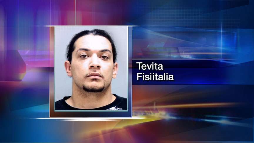 Driver flees from police, crashes car into house