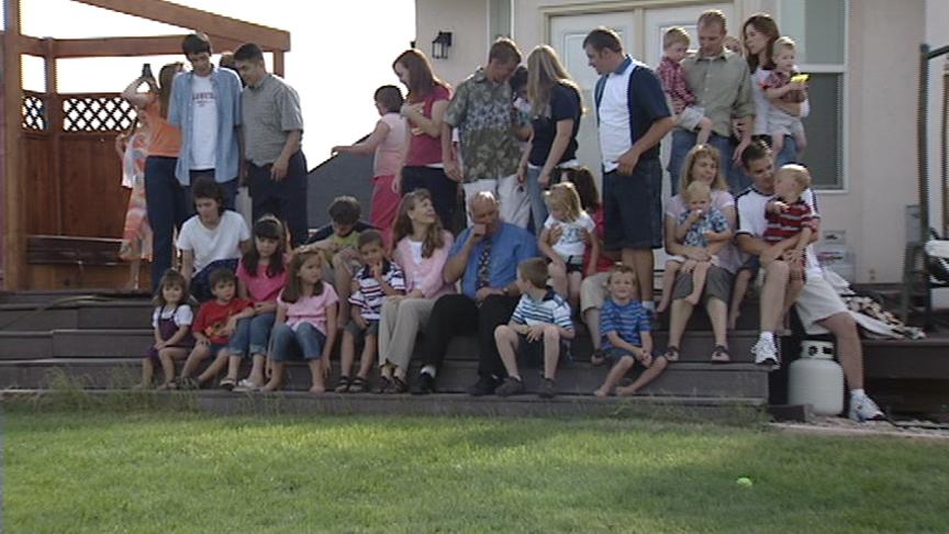 Kids, Kids, Kids! : Utah Family Has 18 of Them