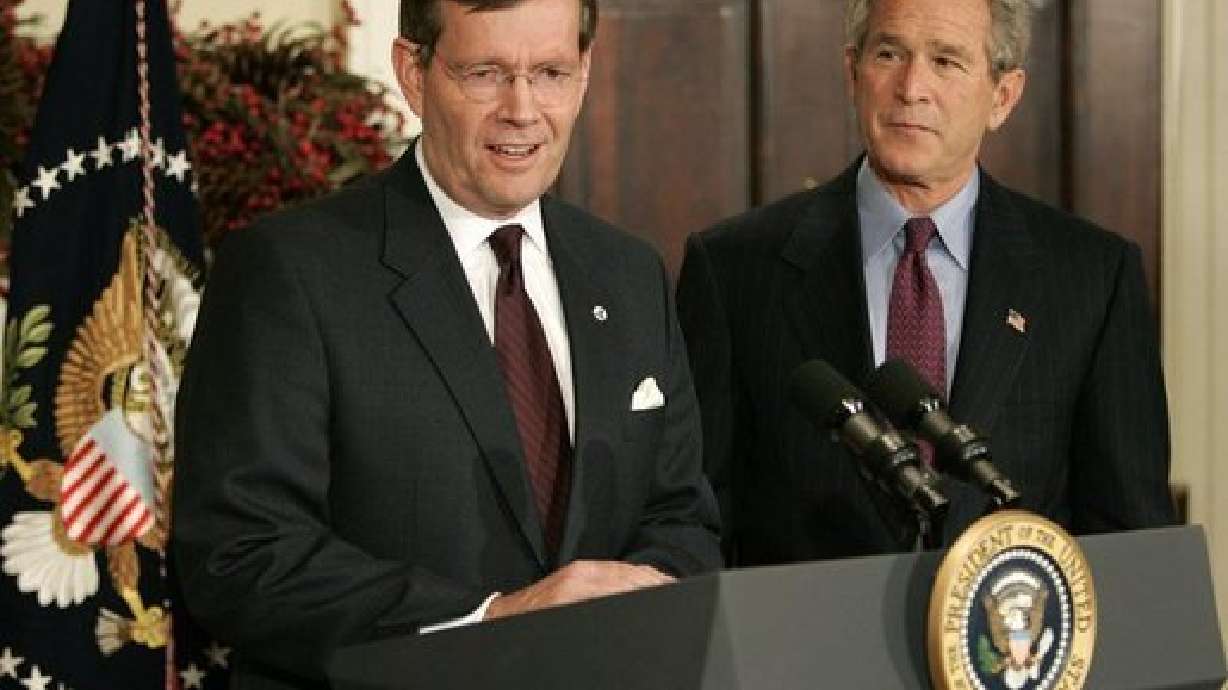 Report: Leavitt Benefits From Foundation That Pays Little in Charity