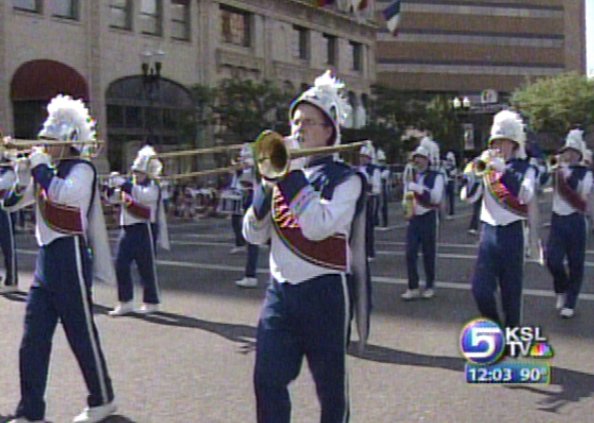 Parade Goers Brave the Heat