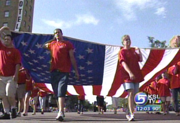 Parade Goers Brave the Heat