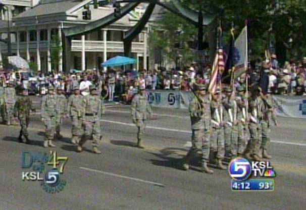 Parade Goers Brave the Heat