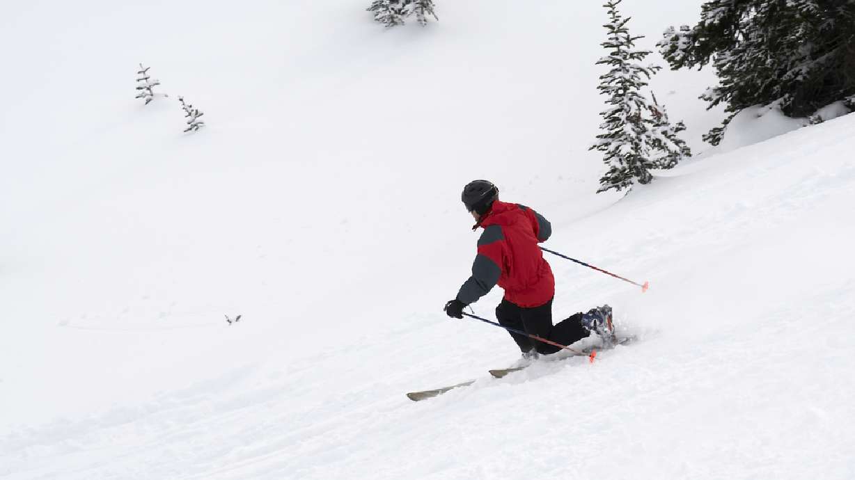 Federal rule blocks bus service to Utah ski area