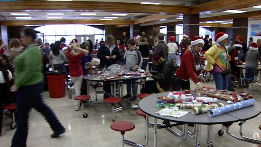 Hundreds of kids get special visit with Santa