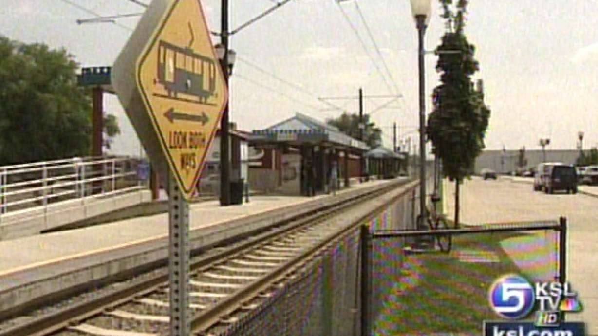Man Robbed at Gunpoint at TRAX Station