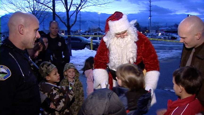 Utah kids 'Shop with a Cop' for the holidays