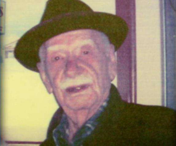 87-Year-Old Man from Utah Hitchhikes to Pennsylvania