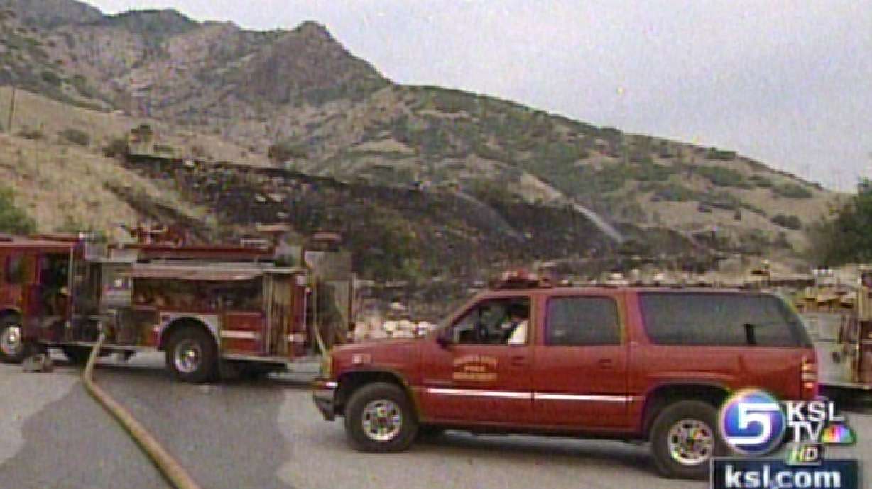 Fire in Ogden Threatens Homes