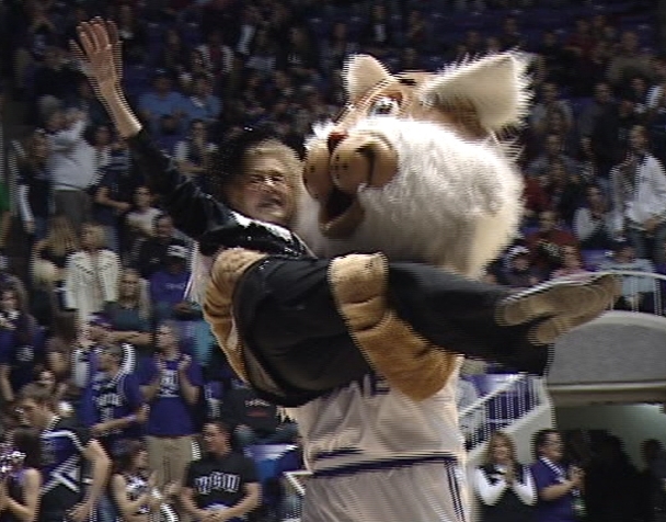 Great-grandmother still entertaining at 93