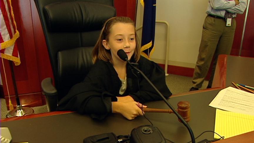Judges Show Kids Around the Courtroom