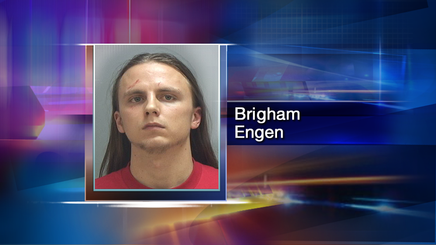 Gunfight breaks out at apartment complex