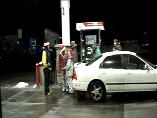 Family gives surprise gifts to Brigham City motorists