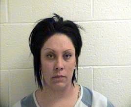 Centerville 'dine and dash' suspect turns herself in