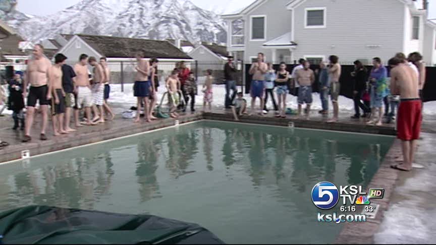 Group takes 'polar plunge' in Springville