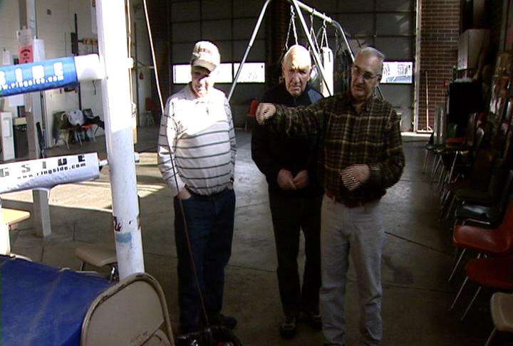 Boxing greats looking for help to keep program running