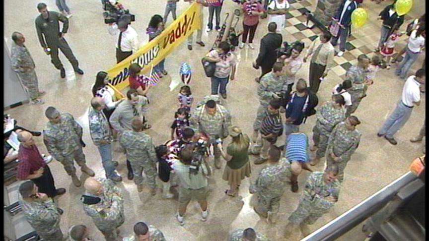 142nd Military Intelligence Soldiers Return from Iraq