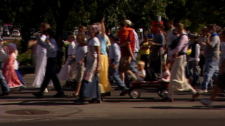 Utah Children Get into the Holiday Spirit