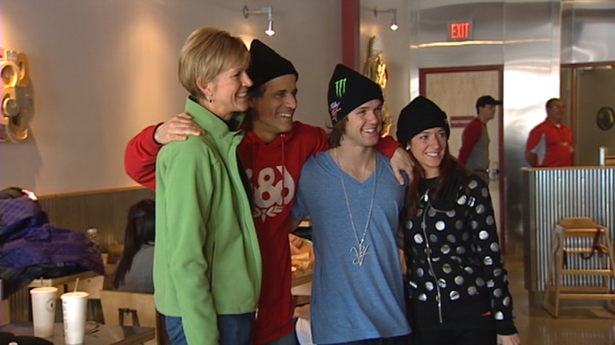 Olympic snowboarder meets with Utah fans