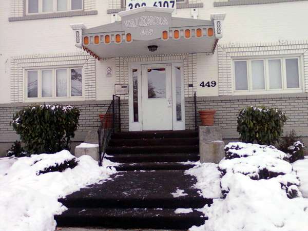 Ogden mother arrested for smothering crying baby