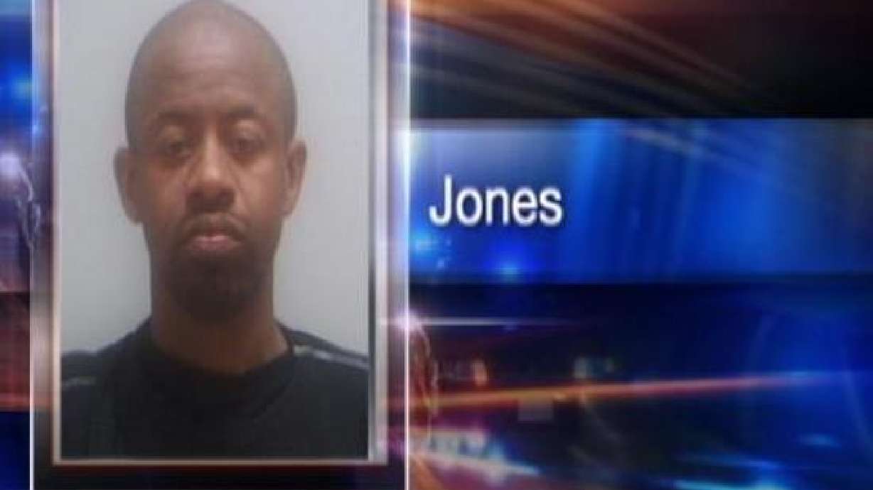 Man accused of 2004 cold case murder goes on trial