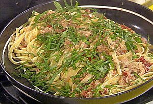 What's Cookin': Tuna Casserole from Rachel Ray