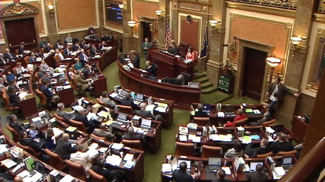 Utah House votes to not comply with Real ID Act