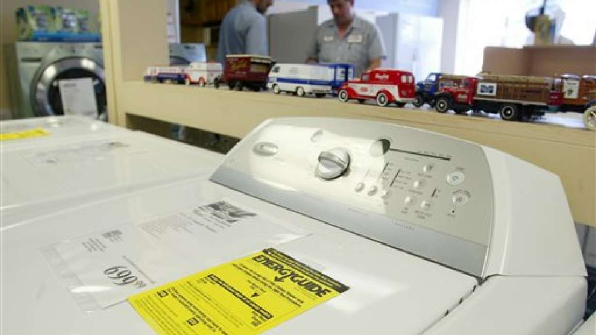 Service project to give appliances to those in need